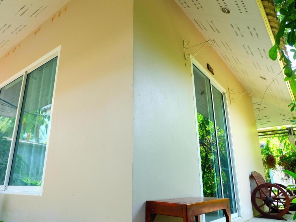 Rommai Rimnaam Resort Ranong Exterior foto